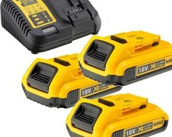 DeWalt Accessoires Lot De Batterie DCB115D3-QW Pack 3 Batteries XR 18V 2Ah Li-Ion + Chargeur