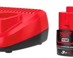 Milwaukee Accessoires Lot De Batterie M12 NRG-302 M12™ NRG Pack - 2 X Batterie 12V 3.0Ah + Chargeur C12C 4933451902