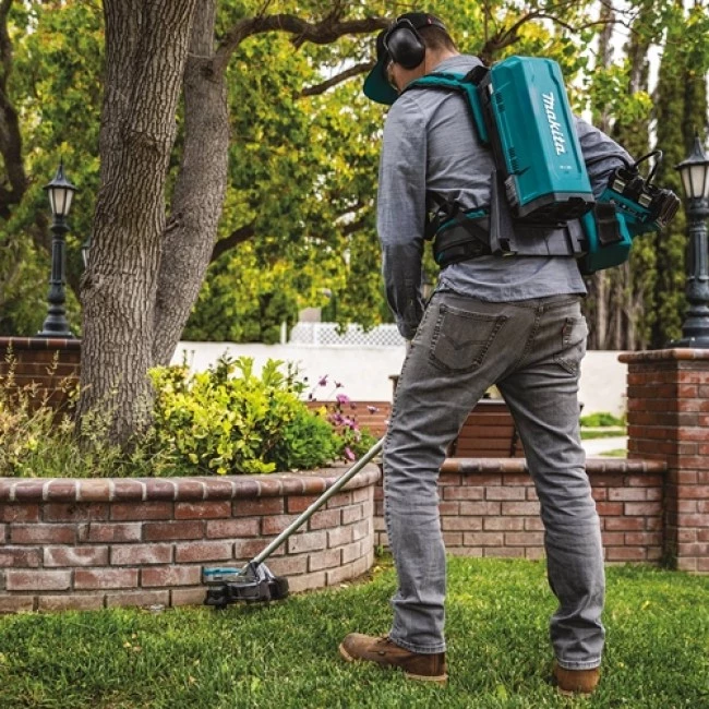 Makita Accessoires Lot De Batterie PDC01 Support Dorsal Pour Batterie 18V 4 Makita Accessoires Lot De Batterie PDC01 Support Dorsal Pour Batterie 18V – Image 4