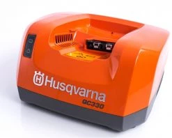 Husqvarna QC330 Chargeur De Batterie 36 Volts 300 W